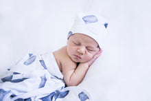 Load image into Gallery viewer, Snuggle Hunny Kids Baby Jersey Wrap &amp; Beanie Set - Cloud Chaser
