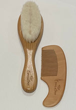 Load image into Gallery viewer, Goat Hair Brush &amp; Combe Set
